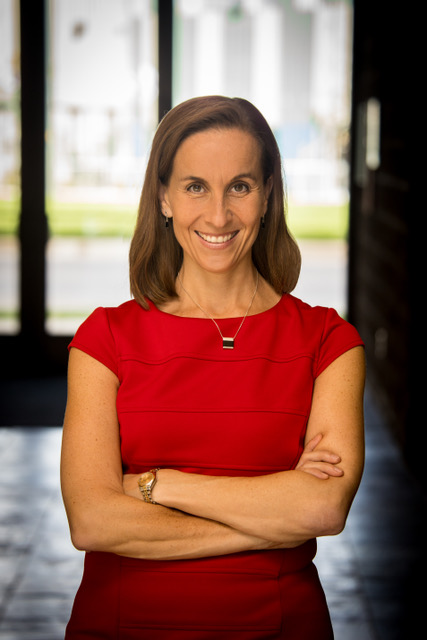 Portrait of Dr. Laura Jana
